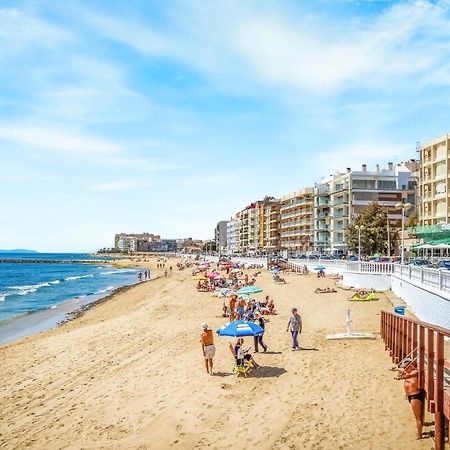Amazing Apartment In Torrevieja With Kitchen Екстериор снимка